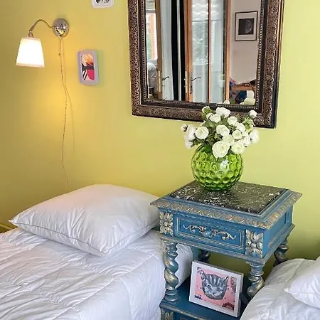 Primerose Malo アパート *